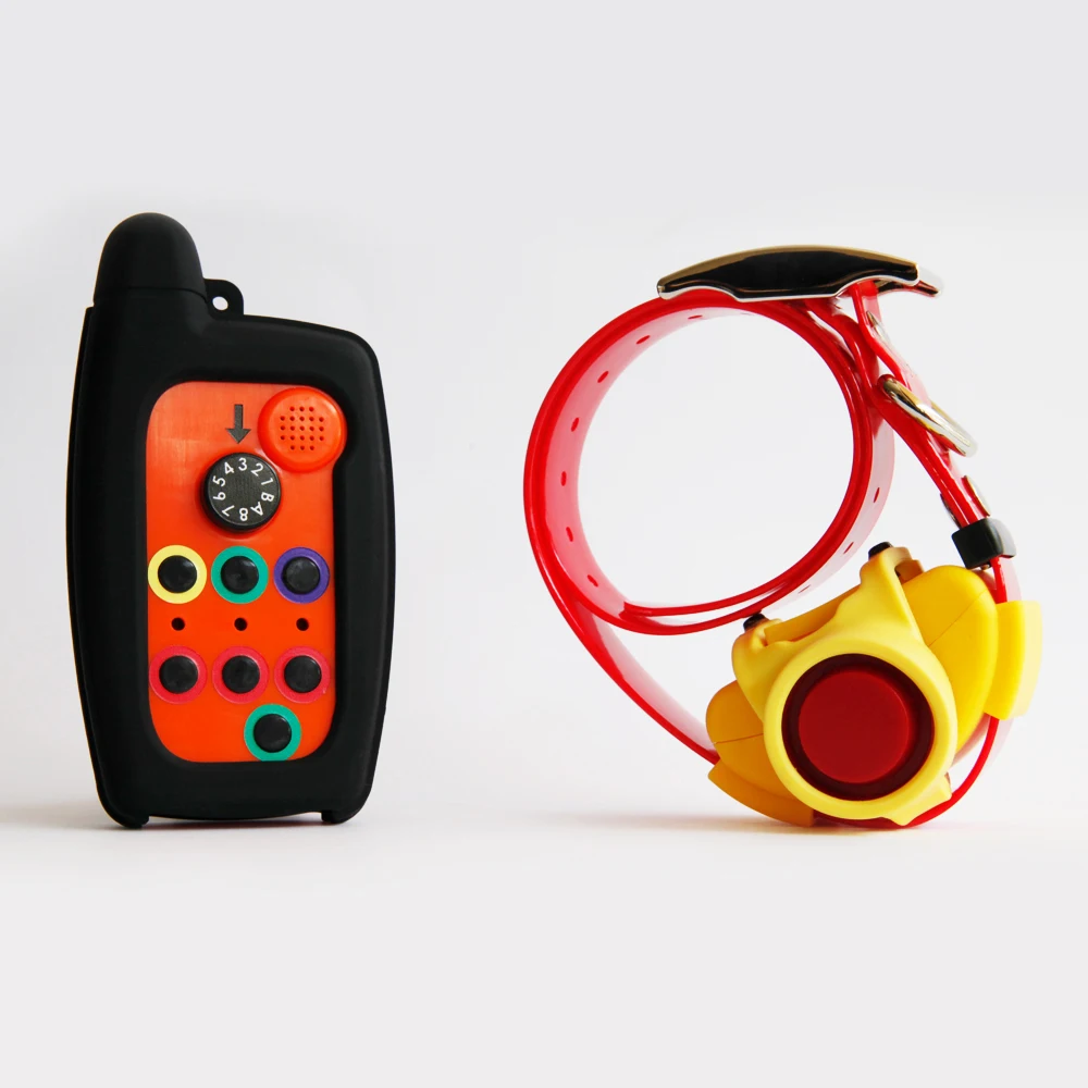 FREE SHIPPING WATERPROOF REMOTE DOG BEEPER COLLAR FOR HUNTING with BLUETOOTH FUNCTION
FREE SHIPPING WATERPROOF REMOTE DOG BEEPER COLLAR FOR HUNTING with BLUETOOTH FUNCTION