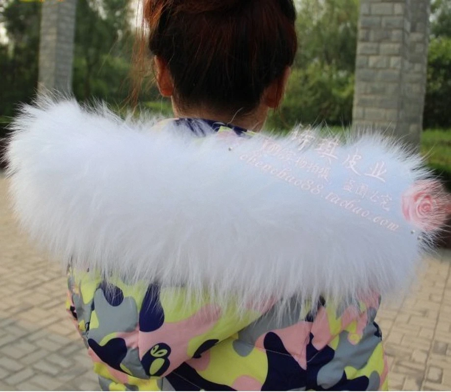 Colorful Genuine Raccoon Fur Detachable Collar Scarfs Fashion Coat Sweater Detachable Jacket Luxury Fur Collar C003-white
Colorful Genuine Raccoon Fur Detachable Collar Scarfs Fashion Coat Sweater Detachable Jacket Luxury Fur Collar C003-white
