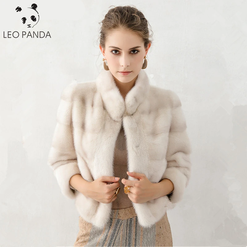 Luxury Full Pelt Mink Fur Coat Women 100% Natural Real Fur Jacket Female fashion Slim Stand Collar Winter Casual Short Outerwear
Luxury Full Pelt Mink Fur Coat Women 100% Natural Real Fur Jacket Female fashion Slim Stand Collar Winter Casual Short Outerwear