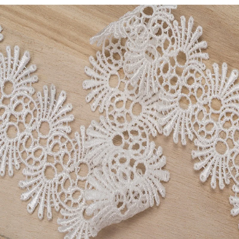 3 Yards White Black Lace Ribbon Tape 55MM Wide Trim DIY Handicrafts Embroidered Net Cord For Sewing Decoration African Lace Fab
3 Yards White Black Lace Ribbon Tape 55MM Wide Trim DIY Handicrafts Embroidered Net Cord For Sewing Decoration African Lace Fab