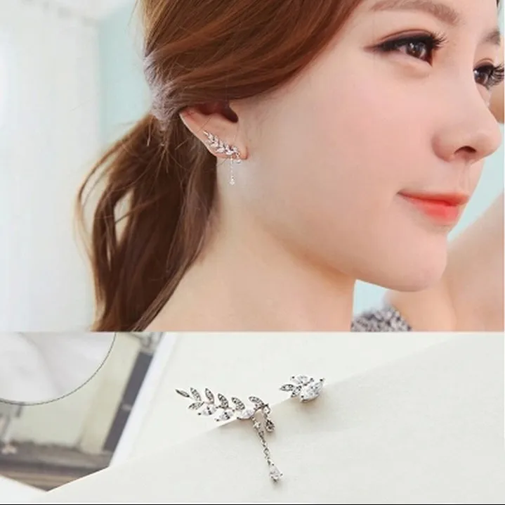 Silver Earrings New Hot Sell Shiny Zircon 925 Sterling Silver Stud Earring for Women Jewelry Birthday Gift
Silver Earrings New Hot Sell Shiny Zircon 925 Sterling Silver Stud Earring for Women Jewelry Birthday Gift