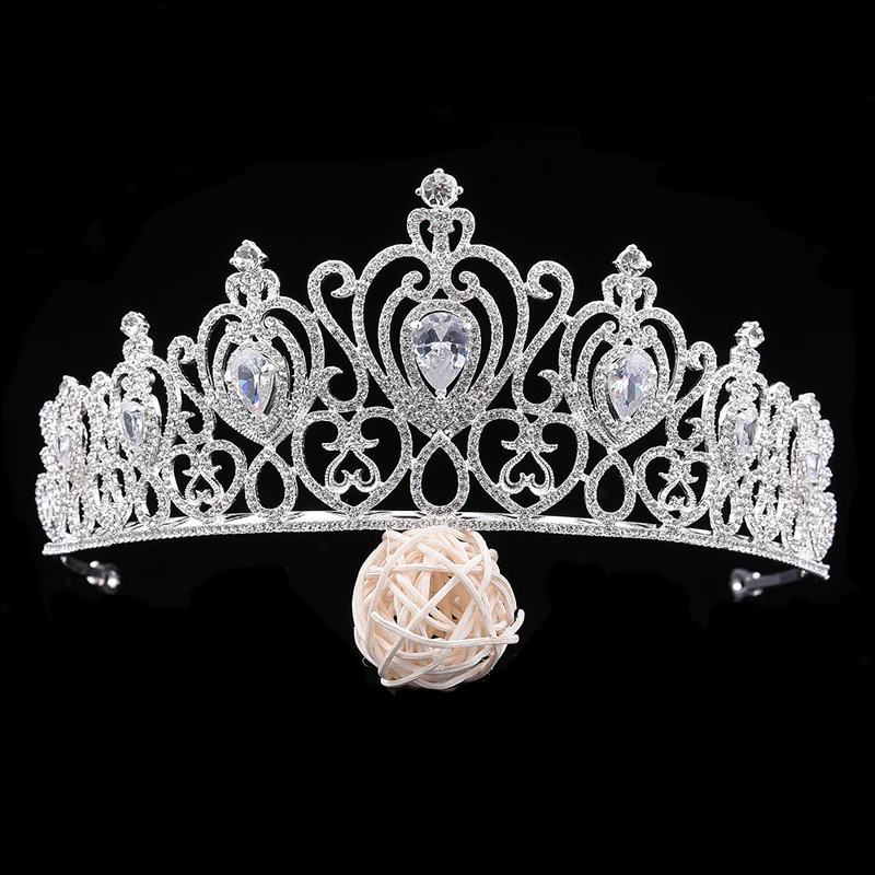SLBRIDAL Crystal Rhinestones Cubic Zirconia Wedding Tiara Headband Bridal Queen Princess Pageant Crown Bridesmaids Women Jewelry
SLBRIDAL Crystal Rhinestones Cubic Zirconia Wedding Tiara Headband Bridal Queen Princess Pageant Crown Bridesmaids Women Jewelry