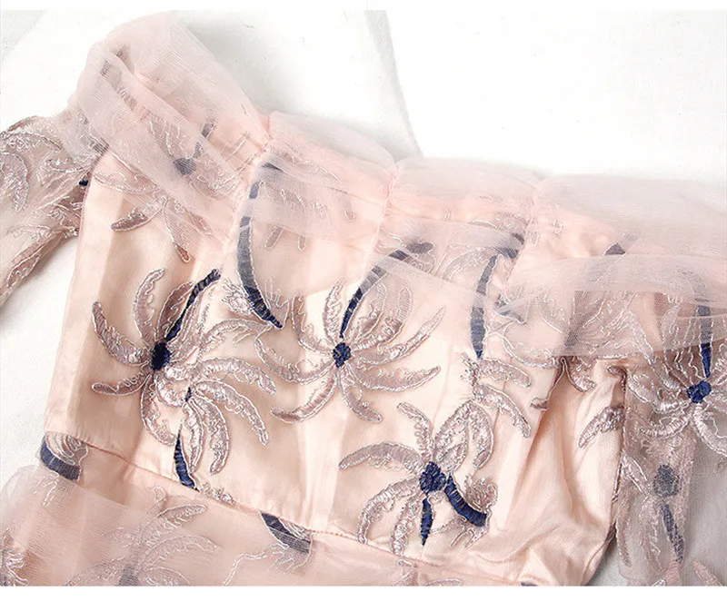 2019 Spring New Sexy Ladies Net Yarn Embroidered Flower Flare Sleeves Black& Pink Dress Outcrops Slash necked Ruffled Slim Dress
2019 Spring New Sexy Ladies Net Yarn Embroidered Flower Flare Sleeves Black& Pink Dress Outcrops Slash necked Ruffled Slim Dress