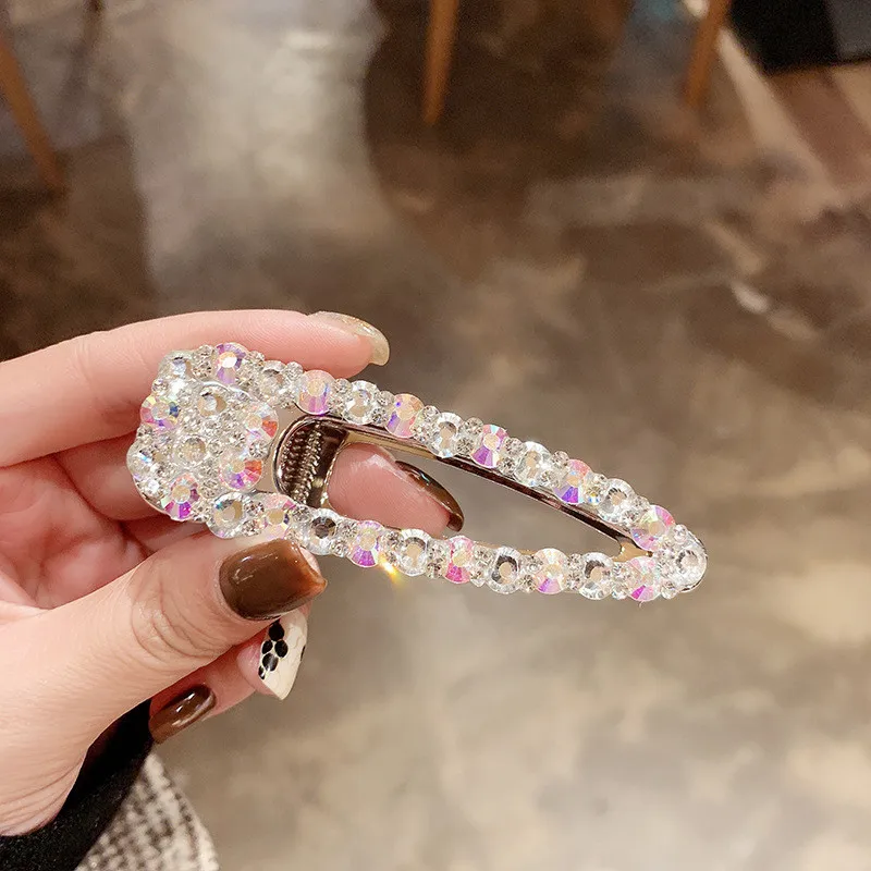 Rhinestone Hair Clips for Women Vintage Crystal Pearl Hairpins Barrettes Hair Ornament Korean Fashion Girls Hair Accessories
Rhinestone Hair Clips for Women Vintage Crystal Pearl Hairpins Barrettes Hair Ornament Korean Fashion Girls Hair Accessories