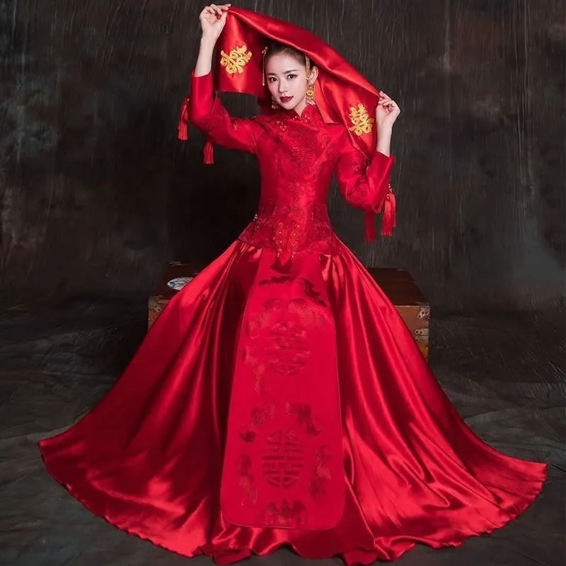 Orientale Femme New Embroidery Cheongsam Red Chinese Wedding Dress Qipao Promotion Long Dresses Bride Marry Vintage Gown Robe
Orientale Femme New Embroidery Cheongsam Red Chinese Wedding Dress Qipao Promotion Long Dresses Bride Marry Vintage Gown Robe