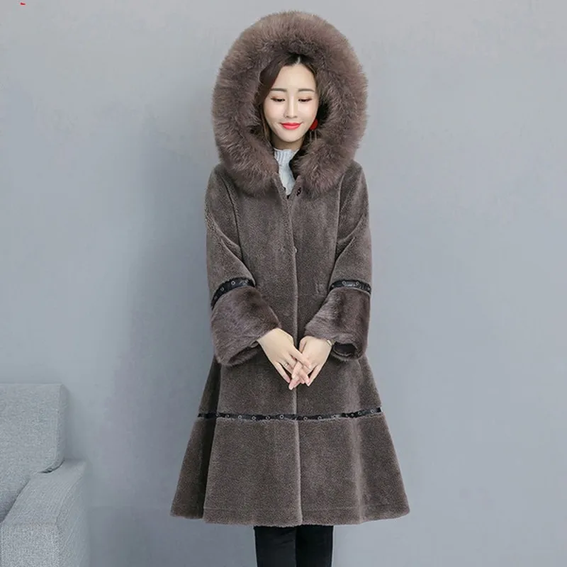 2018 New Women Thicken Fur Coat Fox Fur Collar Imitation Mink Fur Coat Long Outerwear Warm Faux Fur Jackets Coats
2018 New Women Thicken Fur Coat Fox Fur Collar Imitation Mink Fur Coat Long Outerwear Warm Faux Fur Jackets Coats
