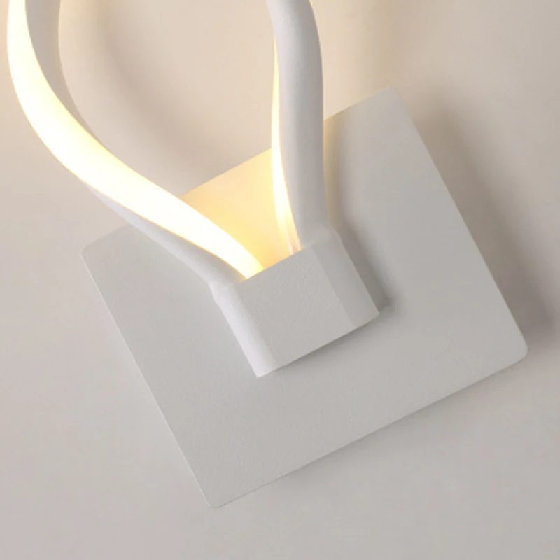 Creative wave aluminum wall lamp simple white personality LED wall mounted sconces for bedside corridor stairs foyer light
Creative wave aluminum wall lamp simple white personality LED wall mounted sconces for bedside corridor stairs foyer light