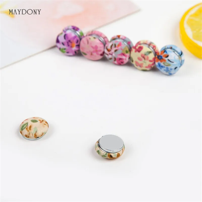 XT95 wholesale fashion headwear scarf magnet brooch flower button hijab clips 12pcs/lot
XT95 wholesale fashion headwear scarf magnet brooch flower button hijab clips 12pcs/lot