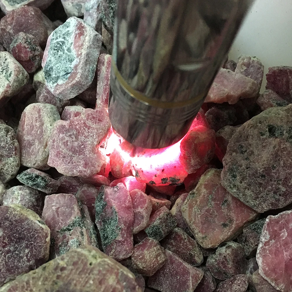 100g Large Natural Red Corundum Stones And Minerals Specimen Reiki Healing Crystal Ruby Raw Gemstone For Making Jewelry
100g Large Natural Red Corundum Stones And Minerals Specimen Reiki Healing Crystal Ruby Raw Gemstone For Making Jewelry