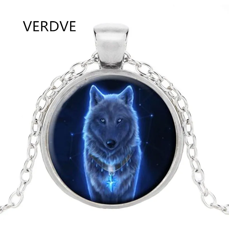 New Vintage Glowing Wolf Cabochon Tibetan silver Glass Chain Unisex Pendant Necklace
New Vintage Glowing Wolf Cabochon Tibetan silver Glass Chain Unisex Pendant Necklace