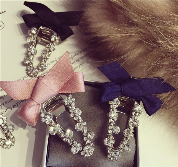Small fresh Rhinestone Bow Hair Barrette Hair Clip Hairpin Girls Hair Accessories Women Headdress Wholesale New year's gifts
Small fresh Rhinestone Bow Hair Barrette Hair Clip Hairpin Girls Hair Accessories Women Headdress Wholesale New year's gifts