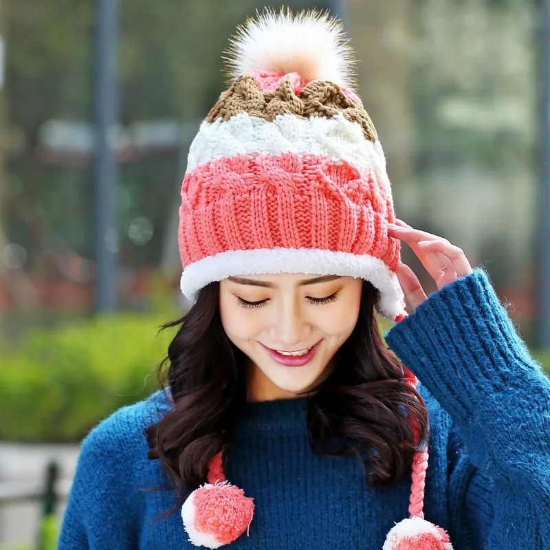 New Fashion Lovely Hat for Women Beanie Knitted Cap To Keep Warm Gorro Female Gorros in Winter Hat Earmuffs Cap Bone Skullies
New Fashion Lovely Hat for Women Beanie Knitted Cap To Keep Warm Gorro Female Gorros in Winter Hat Earmuffs Cap Bone Skullies