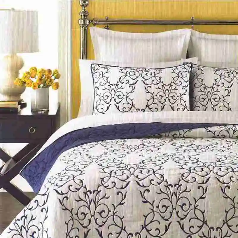 American style 3pcs embroidered patchwork quilt colcha de cama casal full/queen king size aircondition bedspread edredons
American style 3pcs embroidered patchwork quilt colcha de cama casal full/queen king size aircondition bedspread edredons