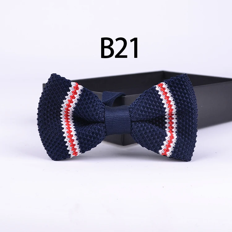 Vintage Knitted Bowtie Lovely White with Blue Striped Butterfly Male Bow Ties Knit Men Tie For Party
Vintage Knitted Bowtie Lovely White with Blue Striped Butterfly Male Bow Ties Knit Men Tie For Party