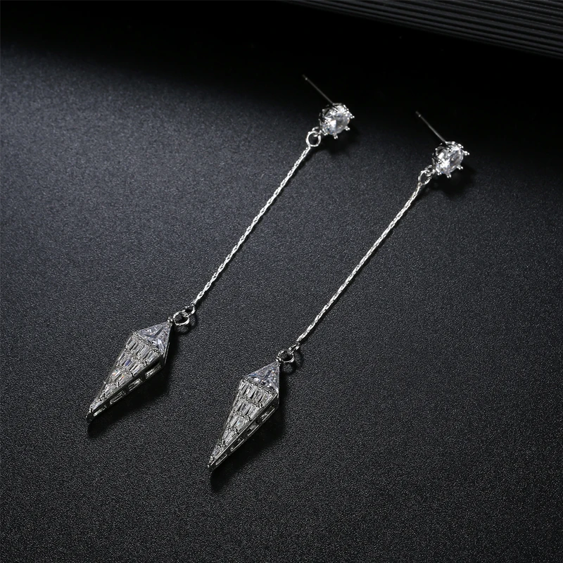 FYM High Quality Long Dangle Earrings Women Cubic Zirconia Drop Earrings For Bridal Girls Party Wedding Jewelry
FYM High Quality Long Dangle Earrings Women Cubic Zirconia Drop Earrings For Bridal Girls Party Wedding Jewelry