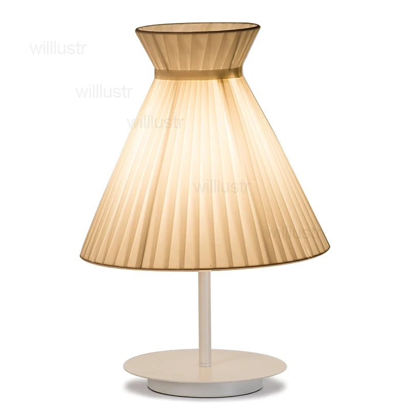 Nordic Angel table lamp girl daughter bedside room desk light bedroom umbrella lampshade lamp silk fabric shade cloth lighting
Nordic Angel table lamp girl daughter bedside room desk light bedroom umbrella lampshade lamp silk fabric shade cloth lighting
