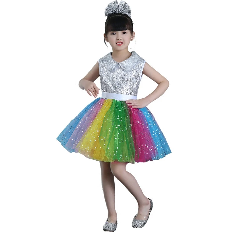 new Children's Day Chinese perform Costumes Kids Showcase Dance Dresses Petal Clothing Stage Performance Clothing
new Children's Day Chinese perform Costumes Kids Showcase Dance Dresses Petal Clothing Stage Performance Clothing