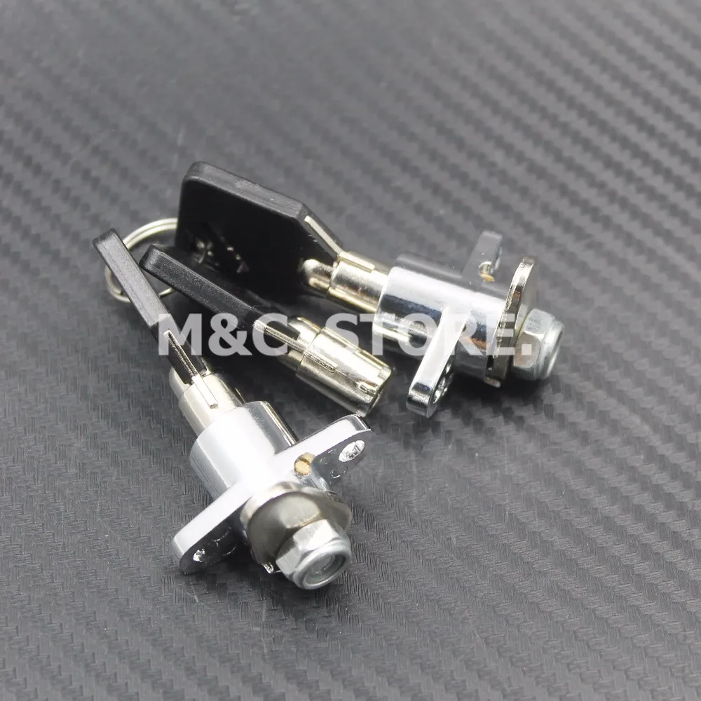 Motorcycle 3keys Hard Saddlebag Lock Sets For Harley Touring Street Glide Road King Road Glide Electra Glide FLHX FLHR 1997-2013
Motorcycle 3keys Hard Saddlebag Lock Sets For Harley Touring Street Glide Road King Road Glide Electra Glide FLHX FLHR 1997-2013