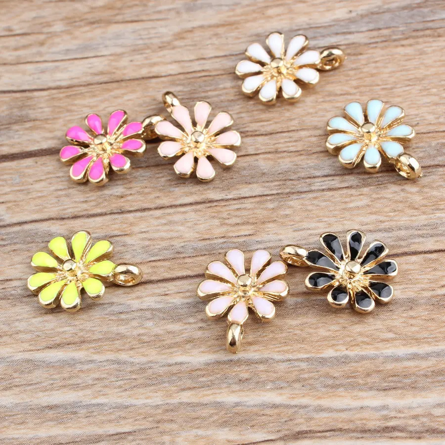 2019 Fashion enamel daisy flower charms chrysanthemum sunflower pendant for necklace earrings jewelry accessories handmade DIY
2019 Fashion enamel daisy flower charms chrysanthemum sunflower pendant for necklace earrings jewelry accessories handmade DIY
