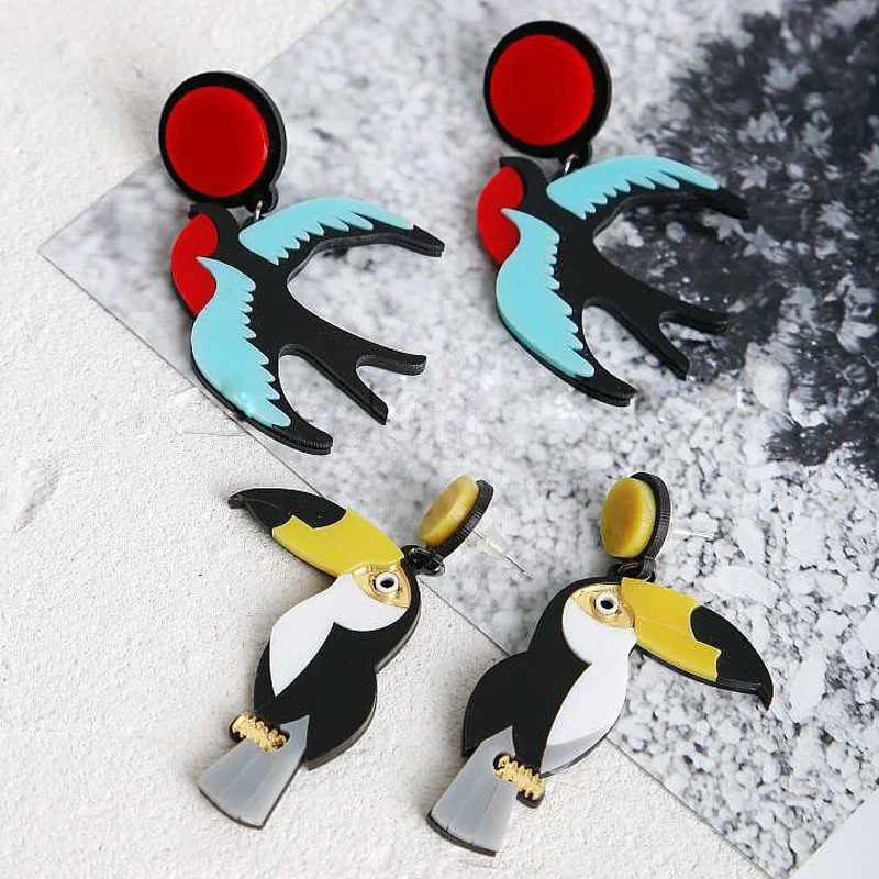 

Hot Sell Acrylic Punk Rock Stud Earrings Nightclub Exaggeration Dangle Birds Parrot Stud Earrings For Women Fashion Jewelry