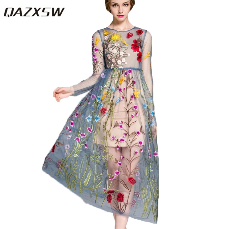 QAZXSW Long Runway Spring Summer Dresses 2017 Gorgeous Full Sleeve Sheer Mesh Embroidery Party Dress Bohemian Vestidos De YX163
QAZXSW Long Runway Spring Summer Dresses 2017 Gorgeous Full Sleeve Sheer Mesh Embroidery Party Dress Bohemian Vestidos De YX163