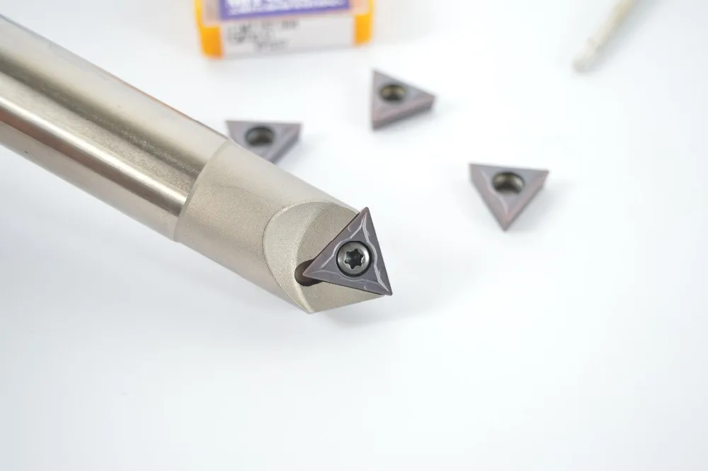 45 градусов 0-20 мм cnc фаски дрель держатель инструмента SSP C20-20-200 + 10 шт TCMT16T304
45 градусов 0-20 мм cnc фаски дрель держатель инструмента SSP C20-20-200 + 10 шт TCMT16T304