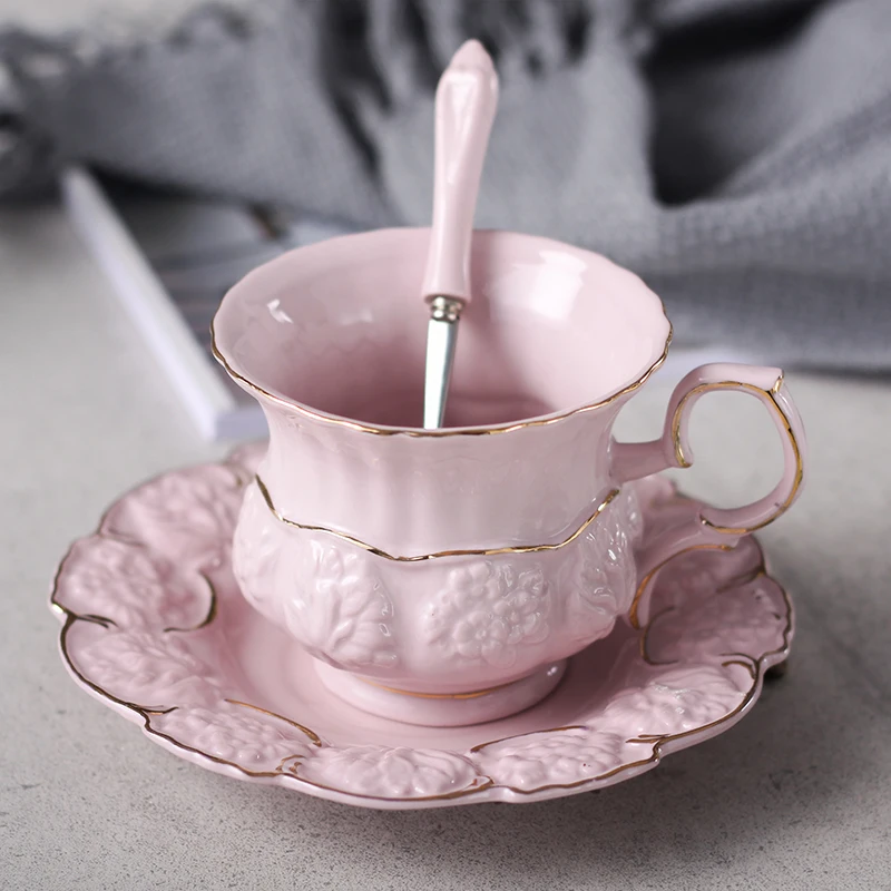 Ceramic European Coffee Cup Luxury Elegant High-quality Water Cup with Spoon Office Tea Set
Ceramic European Coffee Cup Luxury Elegant High-quality Water Cup with Spoon Office Tea Set