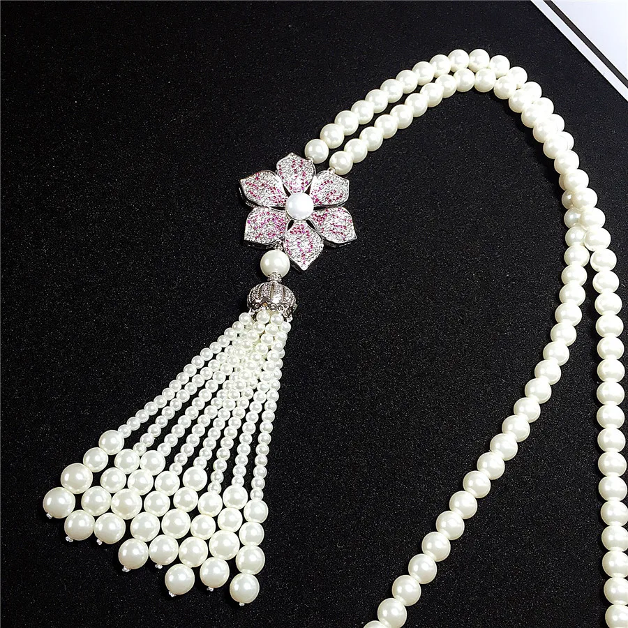 Trendy and Simple Fashion Natural Shell Beads Necklace Rhinestone Flower Long Section of The Female Pearl Sweater Chain 171124-5
Trendy and Simple Fashion Natural Shell Beads Necklace Rhinestone Flower Long Section of The Female Pearl Sweater Chain 171124-5