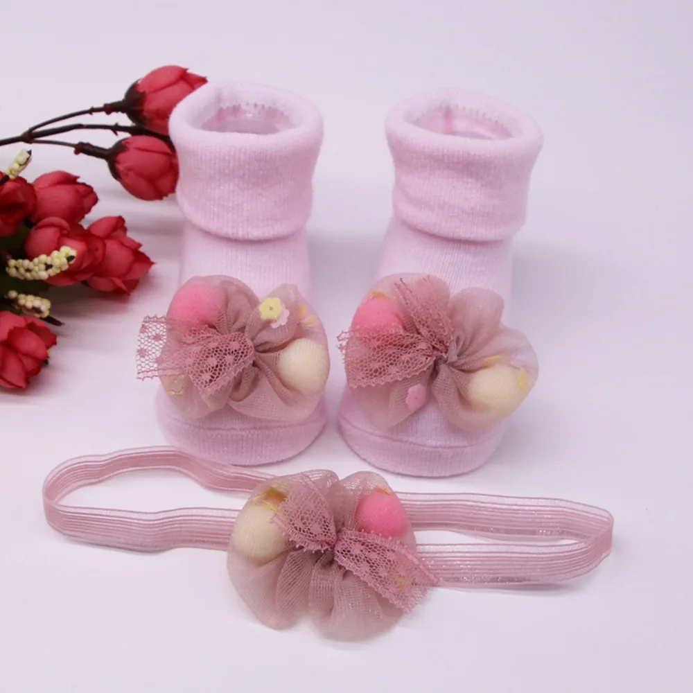 2PCS/SET Newborn Baby Cute Mesh Bowknot Lace Design Cotton Socks + Hairband Photography Props Set
2PCS/SET Newborn Baby Cute Mesh Bowknot Lace Design Cotton Socks + Hairband Photography Props Set