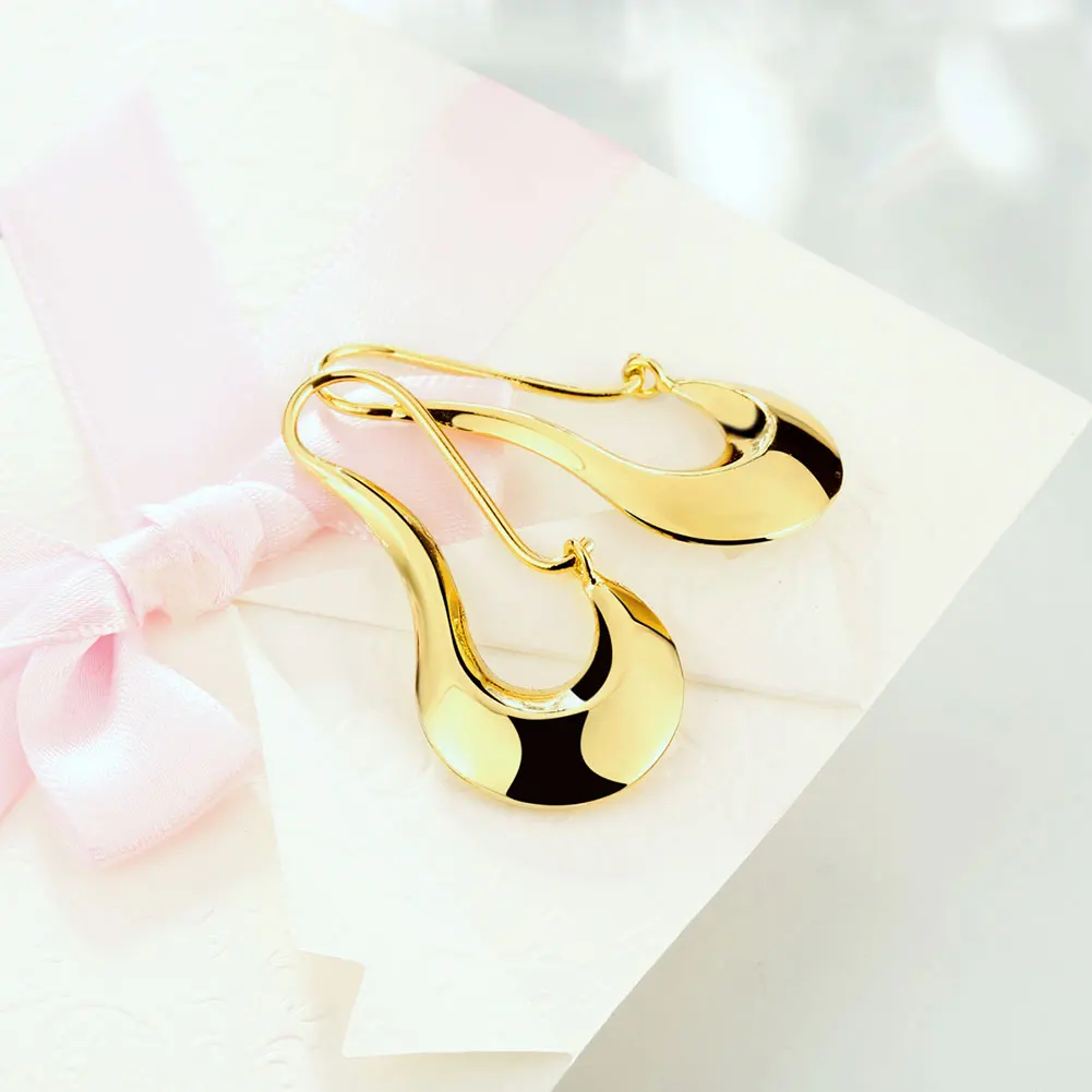 Europe and the United States hot personality delicate geometric ladies earrings fashion exquisite earrings
Europe and the United States hot personality delicate geometric ladies earrings fashion exquisite earrings