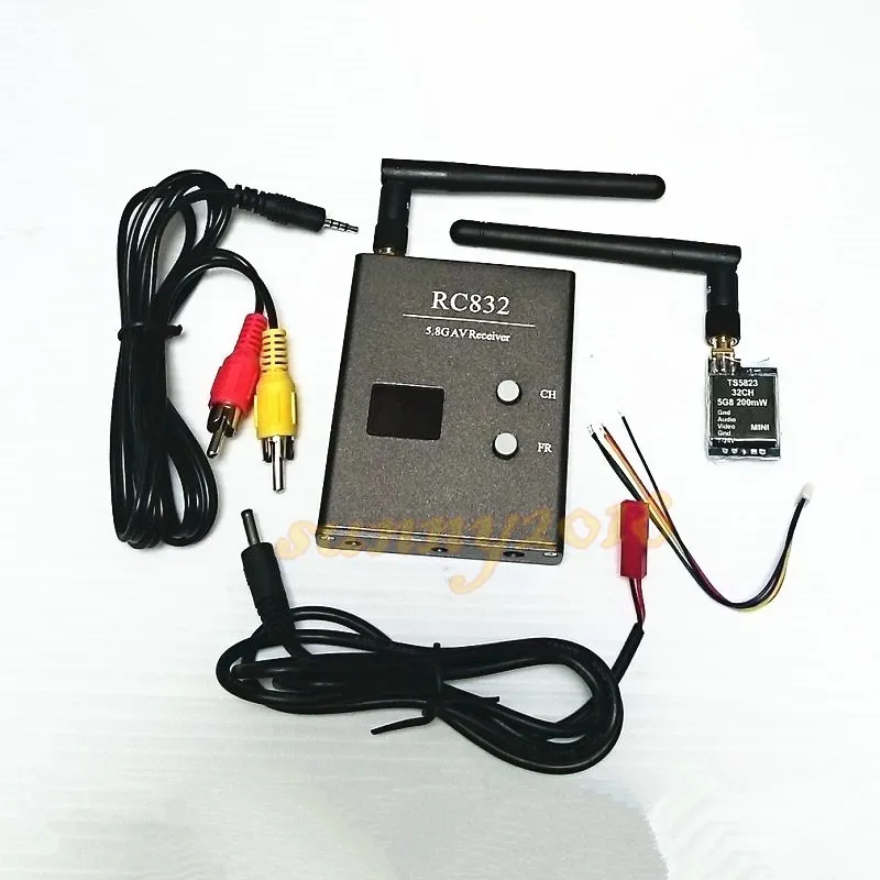 Boscam FPV 32Ch 5,8G беспроводной AV мини-передатчик TX TS5823 приемник RC832 для FPV квадрокоптера
Boscam FPV 32Ch 5,8G беспроводной AV мини-передатчик TX TS5823 приемник RC832 для FPV квадрокоптера