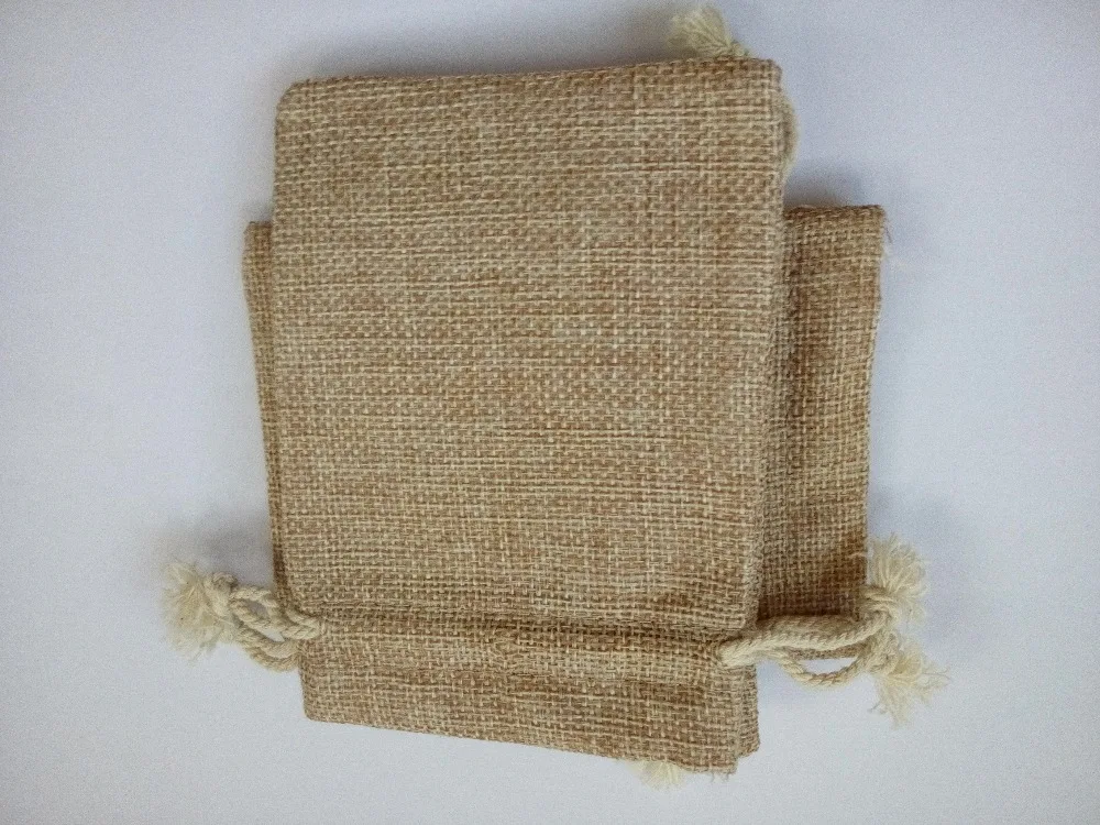 15*20 2pcs Vintage Style handmade Jute Sacks Drawstring gift bags for jewelry/wedding/christmas Packaging Linen pouch Bags
15*20 2pcs Vintage Style handmade Jute Sacks Drawstring gift bags for jewelry/wedding/christmas Packaging Linen pouch Bags