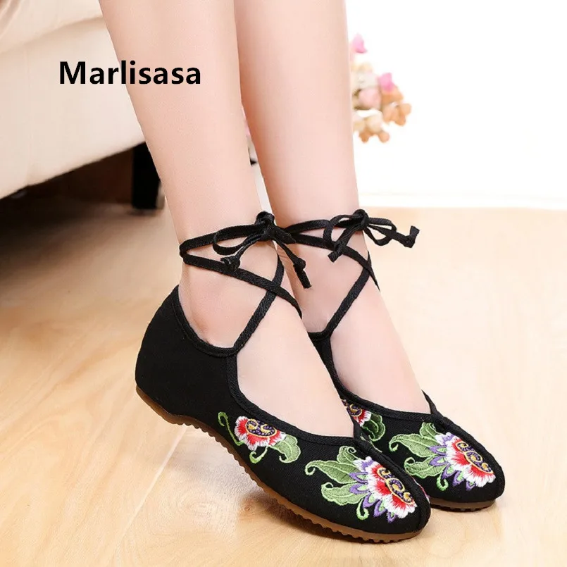 Marlisasa Women Classic Black Embroidery Ballet Dance Female Stylish Red Comfortable Spring Shoes Embroidery Summer Flats F2247
Marlisasa Women Classic Black Embroidery Ballet Dance Female Stylish Red Comfortable Spring Shoes Embroidery Summer Flats F2247