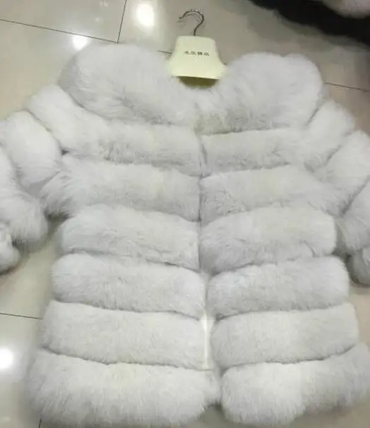 Best Natural Fox Fur Coat Jacket Women Medium Long Outwear Genuine Fur Winter Warm Overcoat Parka Plus Size
Best Natural Fox Fur Coat Jacket Women Medium Long Outwear Genuine Fur Winter Warm Overcoat Parka Plus Size