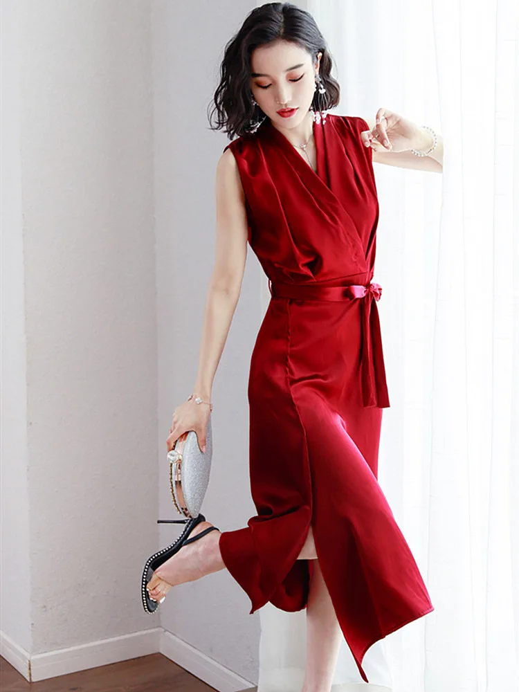 Spring Summer New Large Size Dress 2019 Women Fashion Slim Simple Temperament Satin V-neck Dress Slim Long Women's Clothing
Spring Summer New Large Size Dress 2019 Women Fashion Slim Simple Temperament Satin V-neck Dress Slim Long Women's Clothing