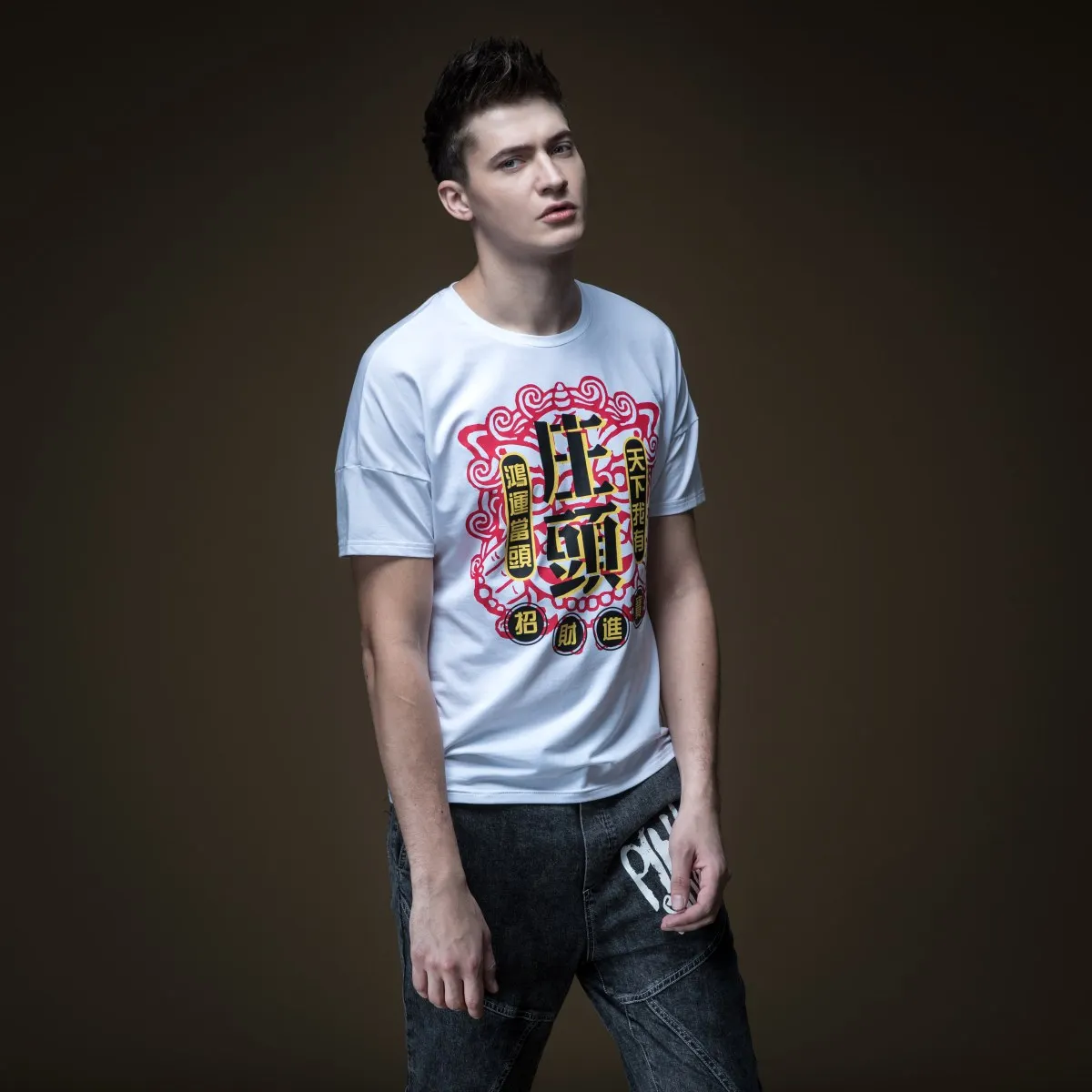 2019 Palace Summer Men's Round Collar Printed Render Unlined Upper Garment Of A T-shirt With Short Sleeves Jacket B192311458
2019 Palace Summer Men's Round Collar Printed Render Unlined Upper Garment Of A T-shirt With Short Sleeves Jacket B192311458