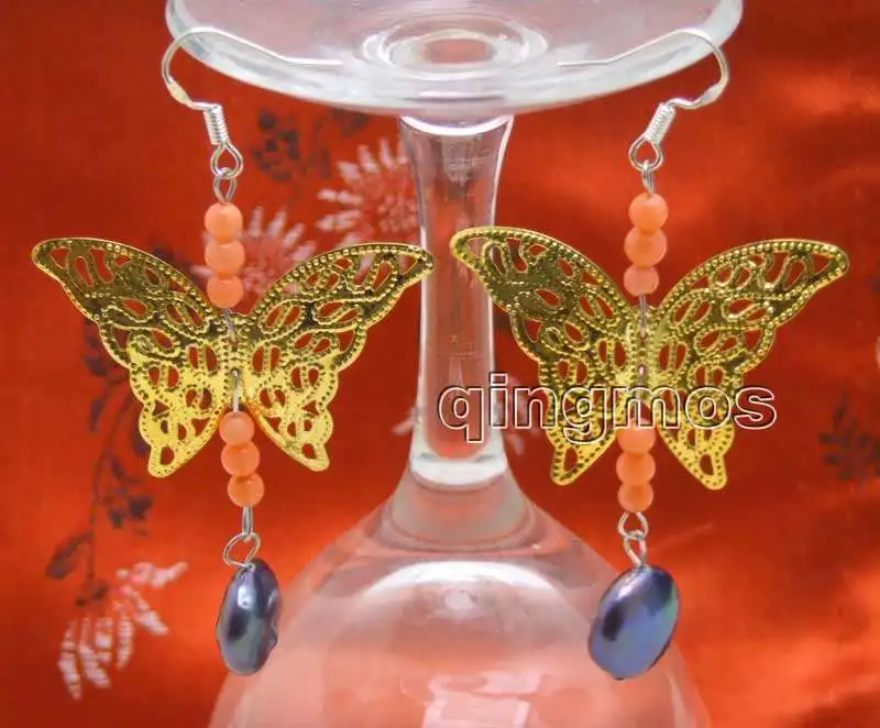 12-13mm Black Coin Round Pearl and 3mm Pink Coral with 30*40mm Gold butterfly shape Metal Earring-ear565
12-13mm Black Coin Round Pearl and 3mm Pink Coral with 30*40mm Gold butterfly shape Metal Earring-ear565