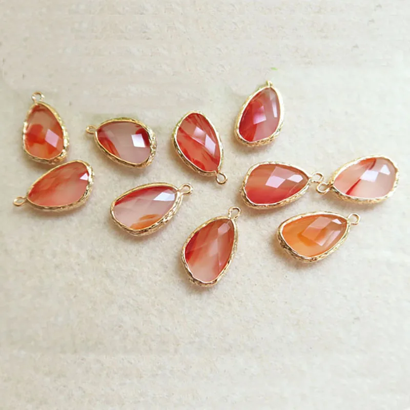 10pcs/lot quartz geode Druzy Gold color Faceted Glass Crystal Charms For DIY Bracelet earrings necklace Jewelry BD56
10pcs/lot quartz geode Druzy Gold color Faceted Glass Crystal Charms For DIY Bracelet earrings necklace Jewelry BD56