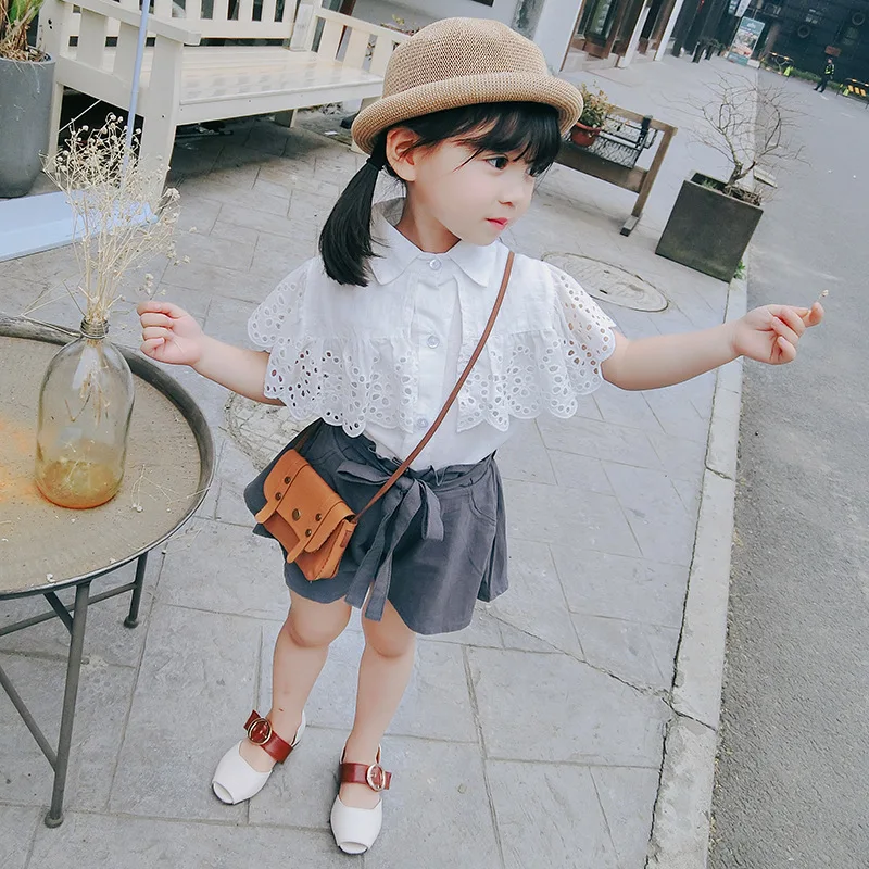 2019 Girls' Clothes Set White Blouse Shirt and Grey Shorts Summer Clothing Set for Children Outfit Kid's Wear Fashion Outfit
2019 Girls' Clothes Set White Blouse Shirt and Grey Shorts Summer Clothing Set for Children Outfit Kid's Wear Fashion Outfit