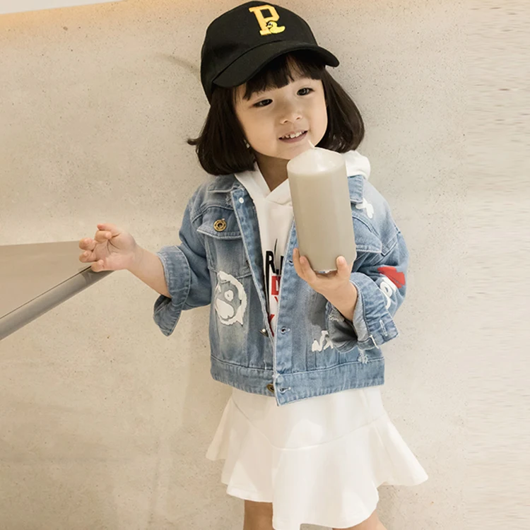 Girls denim clothing 2018 autumn new children clothing baby print casual coat kids baby fashion jeans jacket
Girls denim clothing 2018 autumn new children clothing baby print casual coat kids baby fashion jeans jacket