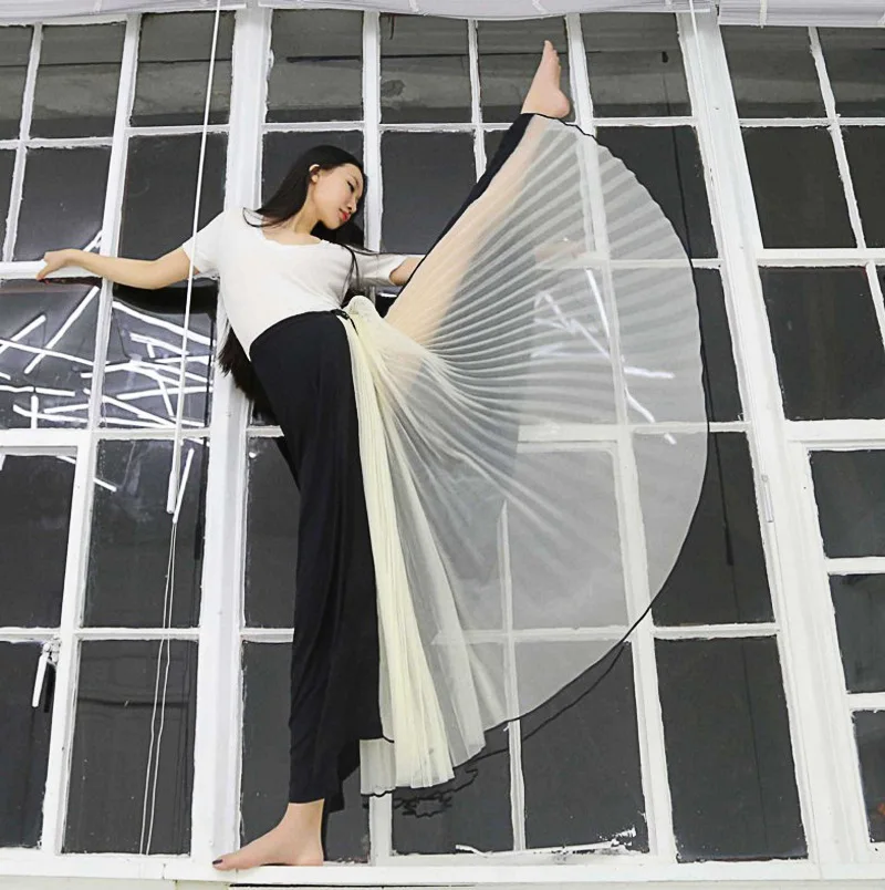 black pleated draped Organza tulle Splice Ankle-length maix long woman skirt lolita a-line beach retro M086
black pleated draped Organza tulle Splice Ankle-length maix long woman skirt lolita a-line beach retro M086