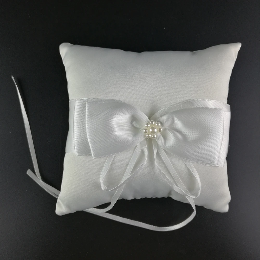 Vintage Embroideried Ring Pillow for Wedding Beads Decor Flower Embroidered Ribbon Bridal Wedding Ring Pillow Holder Cushion
Vintage Embroideried Ring Pillow for Wedding Beads Decor Flower Embroidered Ribbon Bridal Wedding Ring Pillow Holder Cushion