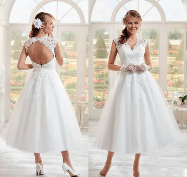 Short Wedding Dresses 2019 New Design V Neck Cap Sleeve Backless Tea Length A-Line Tulle Lace Bridal Gowns vestido de noiva
Short Wedding Dresses 2019 New Design V Neck Cap Sleeve Backless Tea Length A-Line Tulle Lace Bridal Gowns vestido de noiva