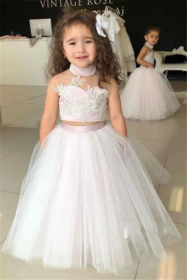 Cute Flower Girl Dresses For Weddings Ball Gown Halter Tulle Lace Beaded Long First Communion Dresses For Little Girls
Cute Flower Girl Dresses For Weddings Ball Gown Halter Tulle Lace Beaded Long First Communion Dresses For Little Girls
