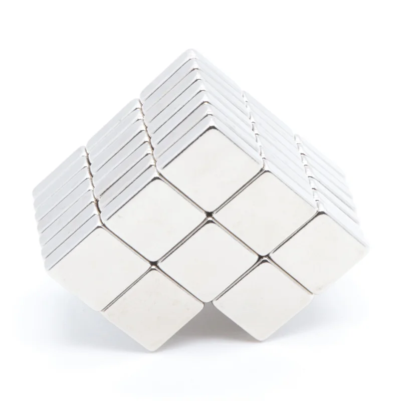 200pcs powerful magnet 10X10X2 mm N35 magnetite rectangular NdFeB magnet magnetic steel square magnet 10x10x2 mm
200pcs powerful magnet 10X10X2 mm N35 magnetite rectangular NdFeB magnet magnetic steel square magnet 10x10x2 mm