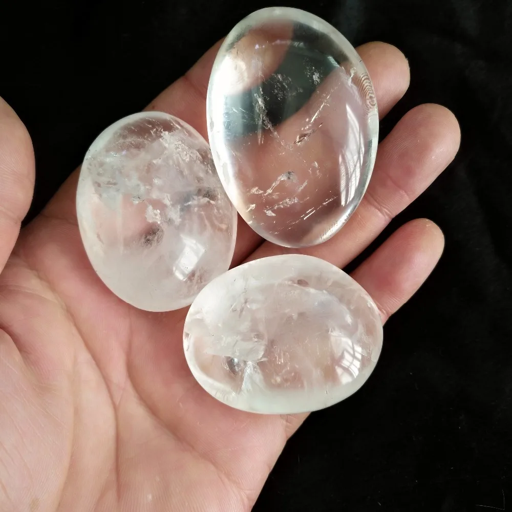 (207g)NATURAL quartz crystal Palm Worry Stone