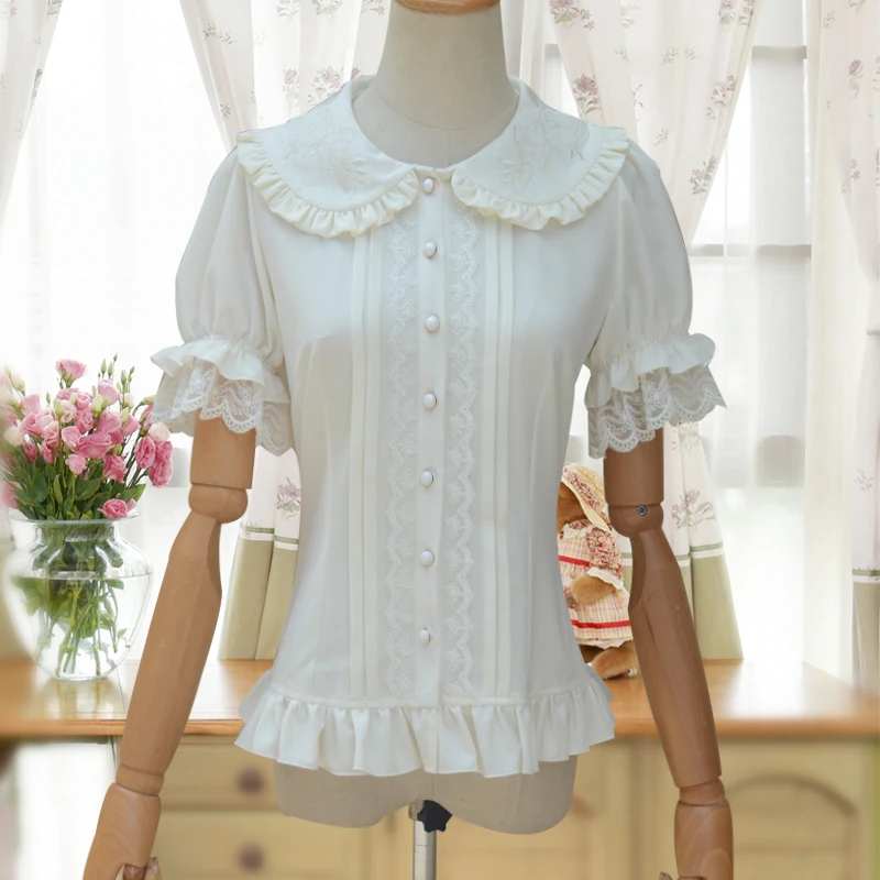 Lolita Shirt Summer Short Sleeve New Daily Puff Sleeve Harajuku Women Blouse Top Elegant Women Splice Lace Blouse
Lolita Shirt Summer Short Sleeve New Daily Puff Sleeve Harajuku Women Blouse Top Elegant Women Splice Lace Blouse