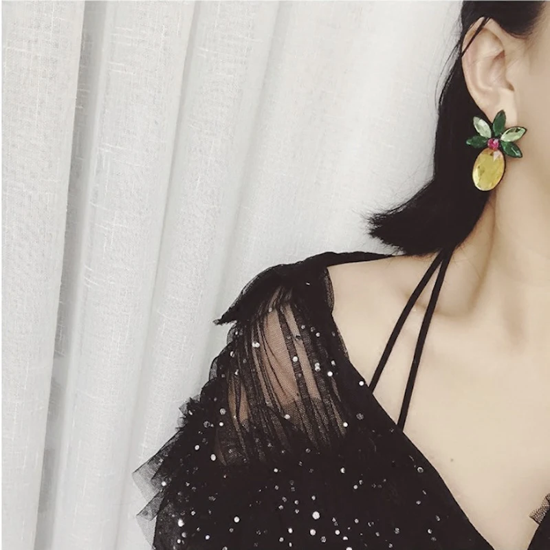 2017 New Korean fashion Personality Rhinestone Green Leaf Pineapple Shape Big Earrings Boucle D'oreille Pendante Femme For Women |
