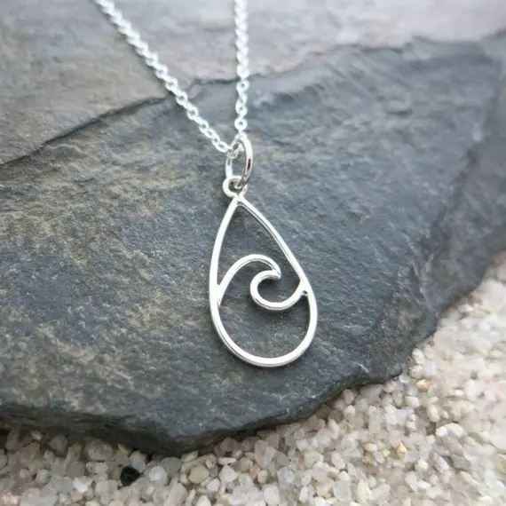 10 Travel Beach Sea Ocean Water Wave Water Drop Shape pendant Necklace hollow Geometric Raindrop Teardrop Surfer Love Necklaces
10 Travel Beach Sea Ocean Water Wave Water Drop Shape pendant Necklace hollow Geometric Raindrop Teardrop Surfer Love Necklaces