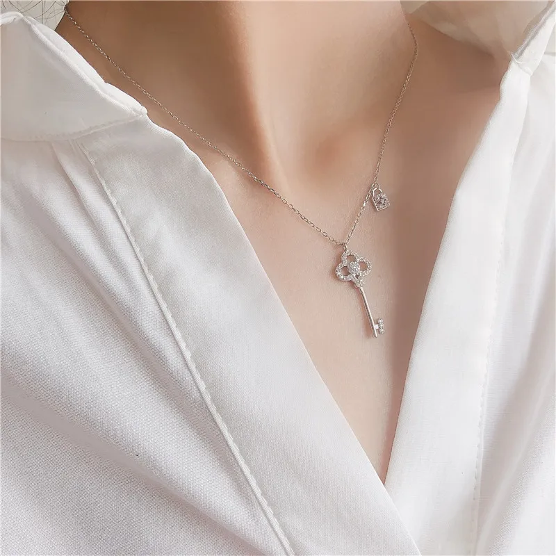 key lock fashion woman pendants women's chain pentagram jewelry crystal necklace chokers long necklaces pendants
key lock fashion woman pendants women's chain pentagram jewelry crystal necklace chokers long necklaces pendants